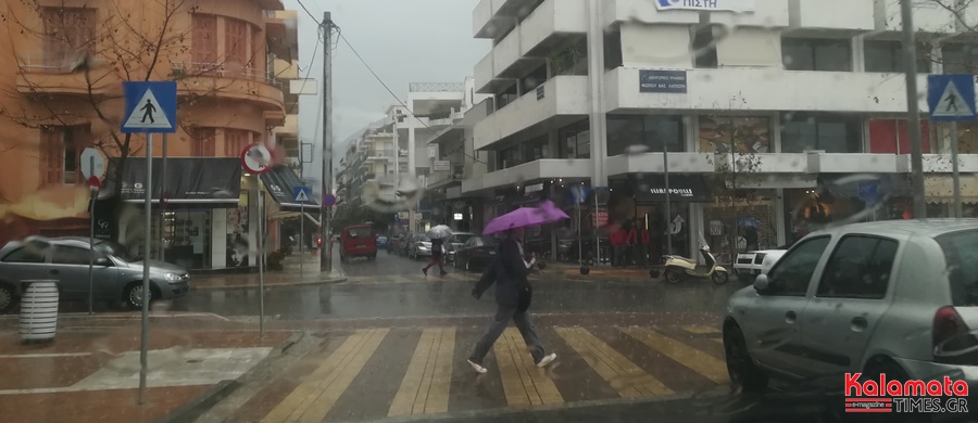 Έκτακτο δελτίο καιρού: Αυτές τις περιοχές θα σαρώσουν ισχυρές καταιγίδες το Σαββατοκύριακο 8