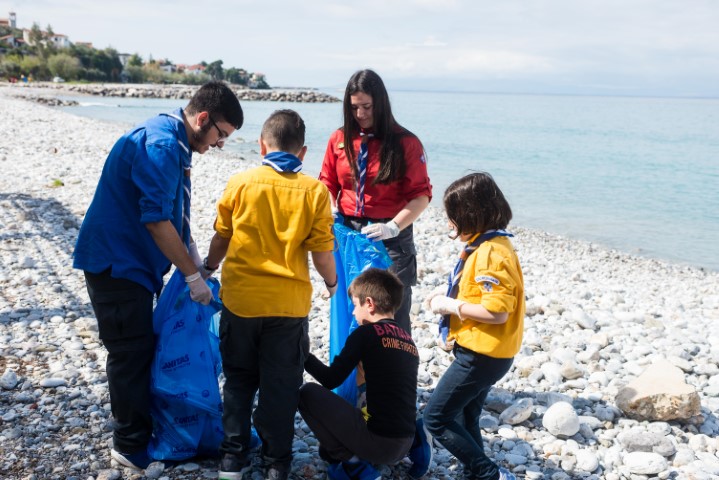 let's do it Greece καθαρισμός της παραλίας στη Μικρή Μαντίνεια 20