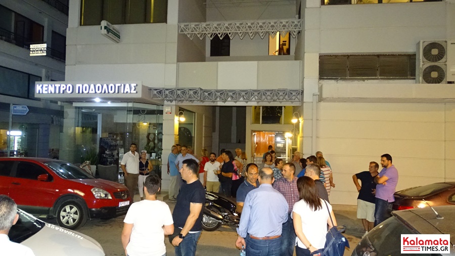 Χαμός στο εκλογικό κέντρο του Μίλτου Χρυσομάλλη! 26