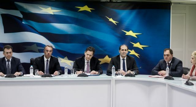 Αναστέλλεται η πληρωμή φόρων, €800 ευρώ σε εργαζόμενους, μείωση ΦΠΑ σε μάσκες αντισηπτικά 1