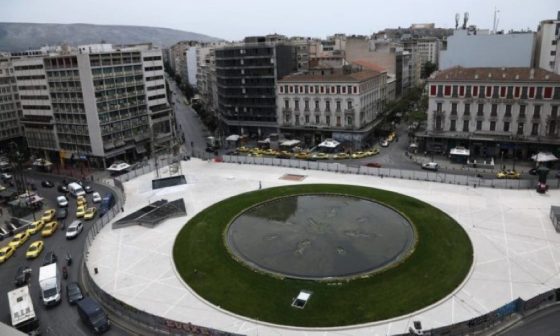 Η Ομόνοια παίρνει ζωή: Ανοίγει η νέα πλατεία με το εντυπωσιακό σιντριβάνι (βίντεο)