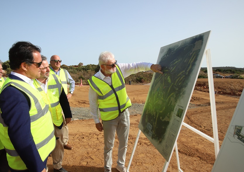 Ο Άδωνις Γεωργιάδης στην Costa Navarino