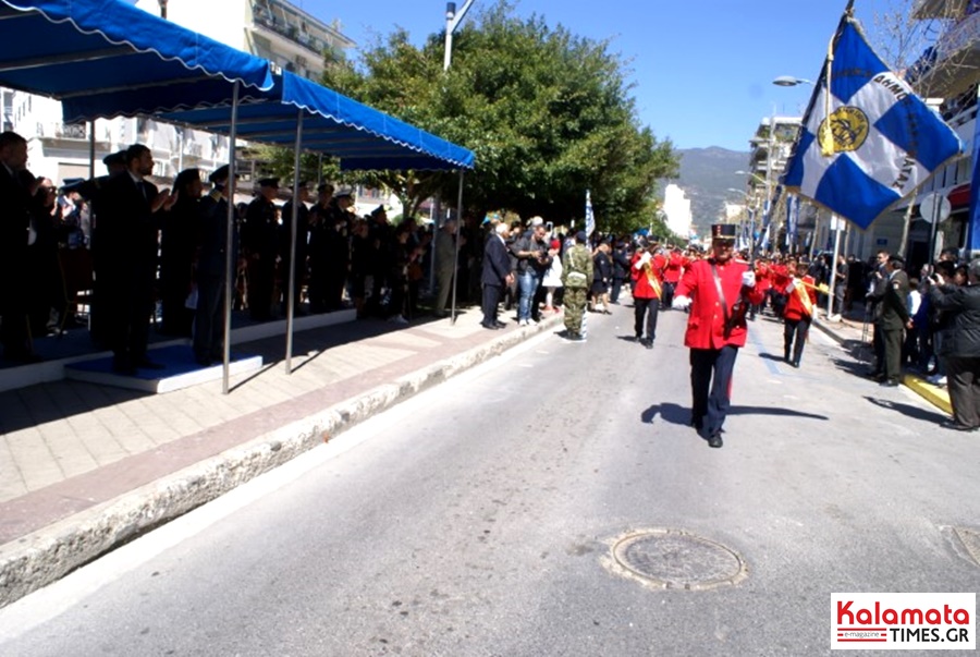 28η Οκτωβρίου - Καταθέσεις στεφάνων χωρίς παρουσία εκπροσώπων της κυβέρνησης 1