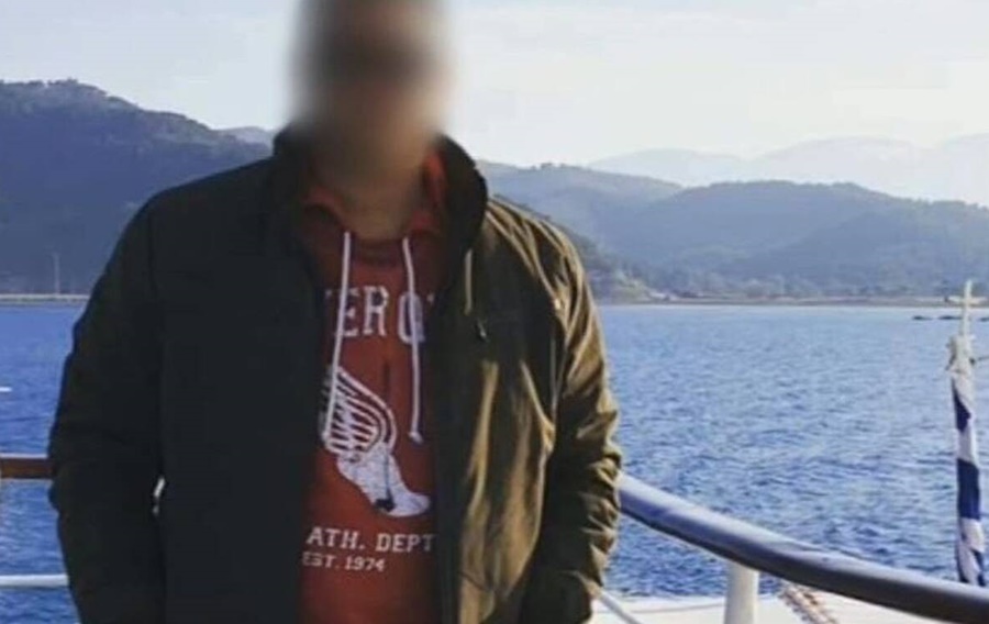 «Πάλεψε για χάρη μου» - Συγκλονίζει ο αδερφός του 24χρονου που βούτηξε για τον σταυρό 3