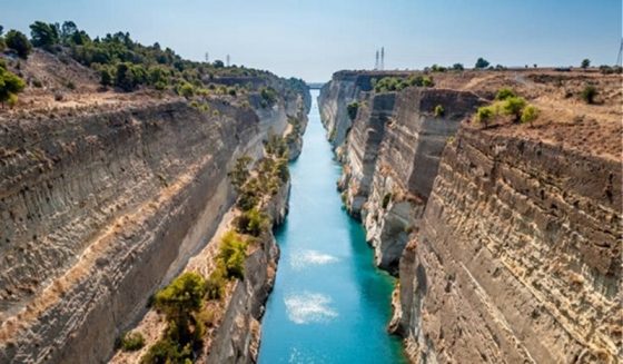 Έκλεισε ο Ισθμός της Κορίνθου λόγω κατολίσθησης (Βίντεο)