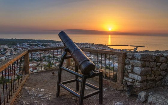 Το κάστρο της Κυπαρισσίας με τη μαγευτική θέα και ο μύθος που το συνοδεύει 6