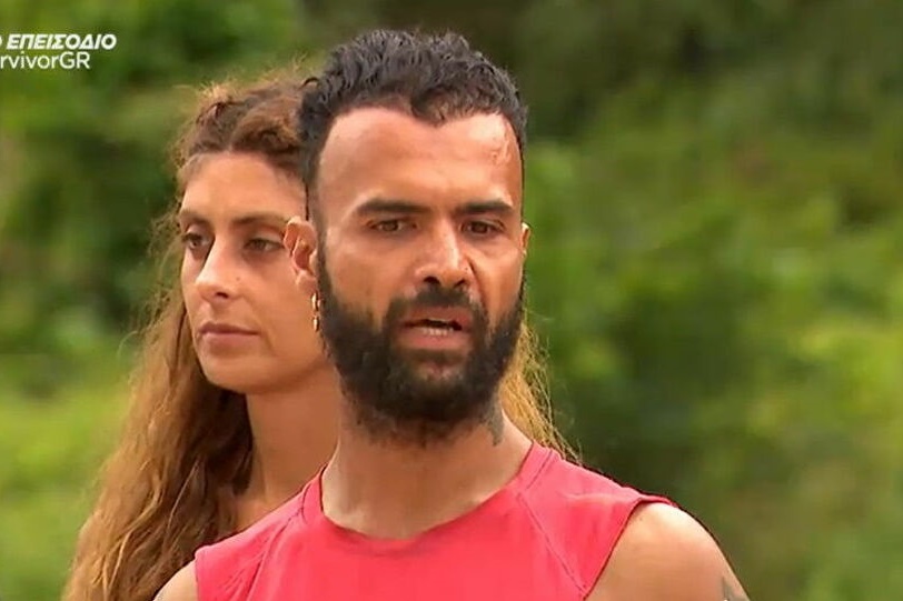 Survivor: Περικλής Κονδυλάτος αποχώρησε και χειροκροτήθηκε από τις δύο ομάδες 1