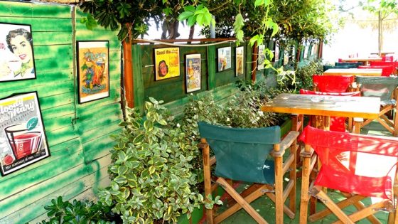 Beers and bites near the sea στο Casablanca Βeach Bar 16