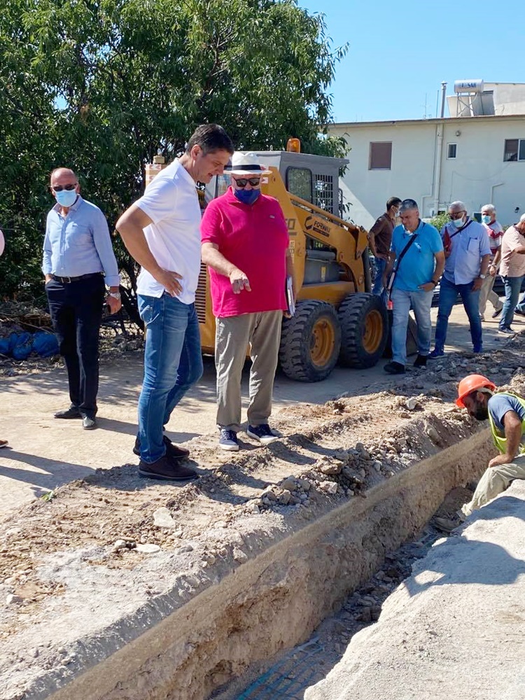 Ο Δήμαρχος Μεσσήνης στο έργο αντικατάσταση δικτύου ύδρευσης στη Λογγά 1