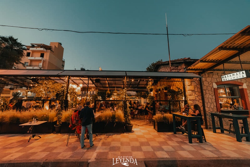 Leyenda cafe: O σιδηροδρομικός σταθμός γίνεται προορισμός για όλη την ημέρα 10