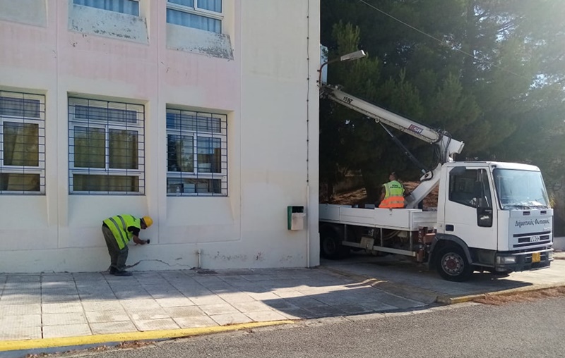 Συνεχίζονται οι επισκευές και συντηρήσεις σχολικών κτηρίων του Δήμου Καλαμάτας 1