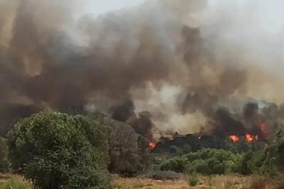 Μεγάλες φωτιές σε Ρόδο, Αγρίνιο και Σουφλί ‑ Εκκενώθηκαν οικισμοί και χωριά