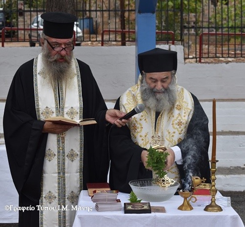 Αγιασμός για τη νέα σχολική χρονιά στο Γυμνάσιο – Λύκειο Καρδαμύλης 6