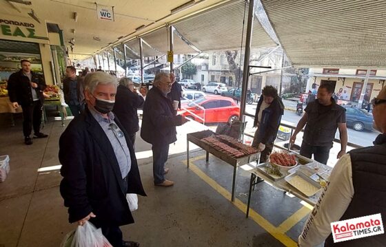 Η Καλαμάτα τσίκνισε και γλέντησε το έθιμο της Τσικνοπέμπτης 13