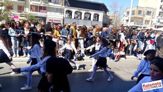 Με ανοιξιάτικο καιρό και πλήθος κόσμου η παρέλαση της 25ης Μαρτίου στην Καλαμάτα 94