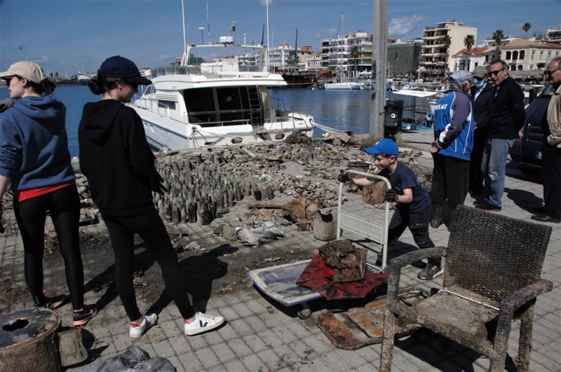 Η Θαλάσσια Ρύπανση εξακολουθεί να αποτελεί ένα από τα πιο σοβαρά προβλήματα της Καλαμάτας 7