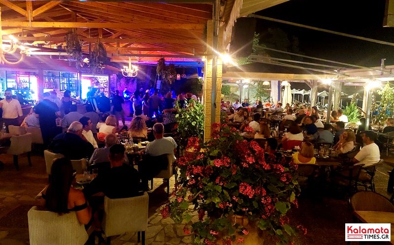 Το Λιθάρι beach - bar μεταμορφώνεται κάθε καλοκαίρι και γίνεται από τις πιο must επιλογές μας 19