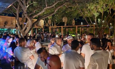 Pre wedding "white party" σε παραλιακό all day bar της Καλαμάτας 20