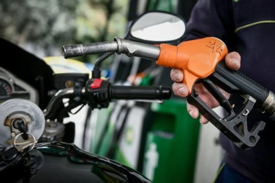 Εκτός Fuel Pass 2: Ποια οχήματα δεν παίρνουν το επίδομα βενζίνης