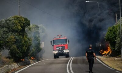 Μεγάλη φωτιά στη Μάνδρα: Ήχησε το 112 44