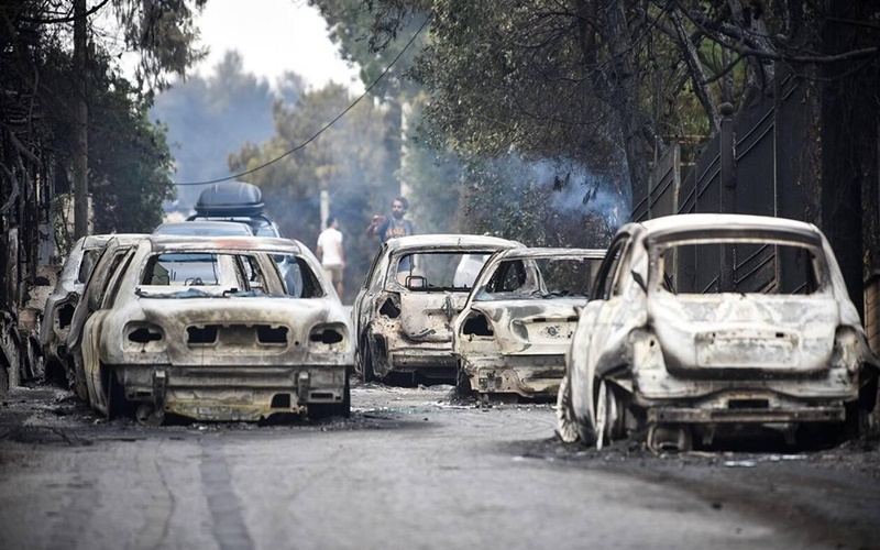 Φωτιά στο Μάτι: Ξεκινά σήμερα η δίκη για τη φονική πυρκαγιά – 21 άτομα στο εδώλιο, ποιες κατηγορίες αντιμετωπίζουν 1