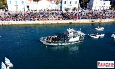 Ο εορτασμός των Θεοφανείων στην Καλαμάτα με χιλιάδες κόσμου στο λιμάνι 28