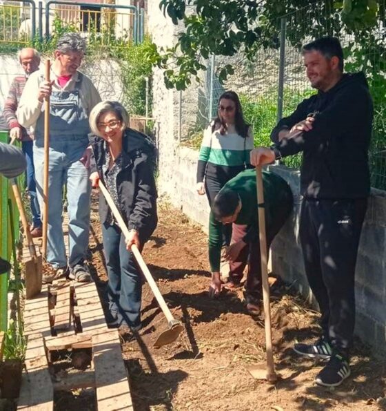 Σχολικός κήπος με φυσική καλλιέργεια στο 13ο Δημοτικό Σχολείο Καλαμάτας 3