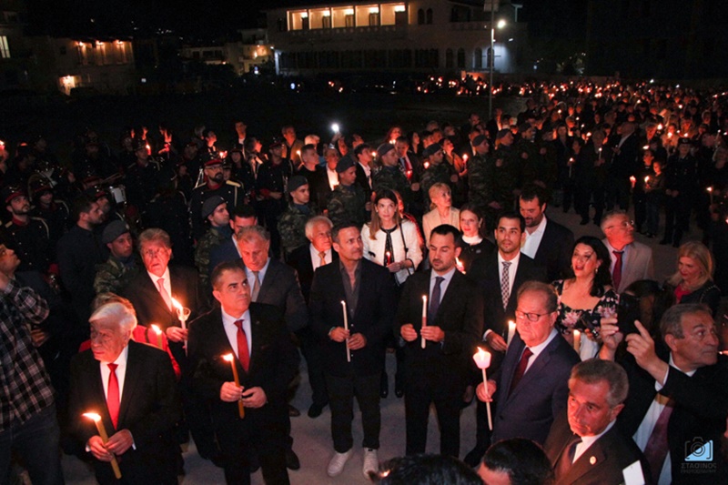 Καλαμάτα: Σε ατμόσφαιρα κατάνυξης το πρώτο άγγελμα της Ανάστασης 4