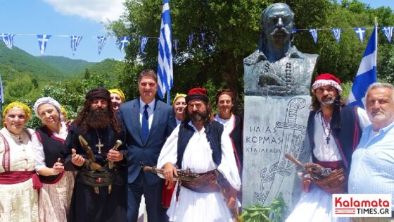 Απόδοση τιμών στους πεσόντες στη Μάχη του Μανιακίου με επικεφαλής τον Αντιστράτηγο Ηλία Κορμά