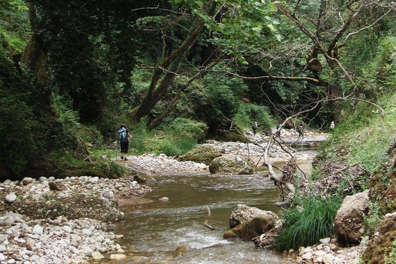 Δροσερή ποταμοδιάσχιση στο φαράγγι Αντρωνίου θα απολαύσουν οι φυσιολάτρες του Ευκλή 7