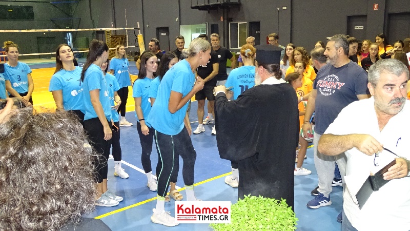 Σε γιορτινό κλίμα ο αγιασμός από το τμήμα βόλεϊ του Απόλλωνα Καλαμάτας 34