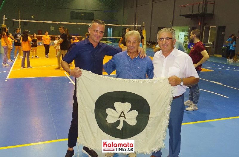 Σε γιορτινό κλίμα ο αγιασμός από το τμήμα βόλεϊ του Απόλλωνα Καλαμάτας 39