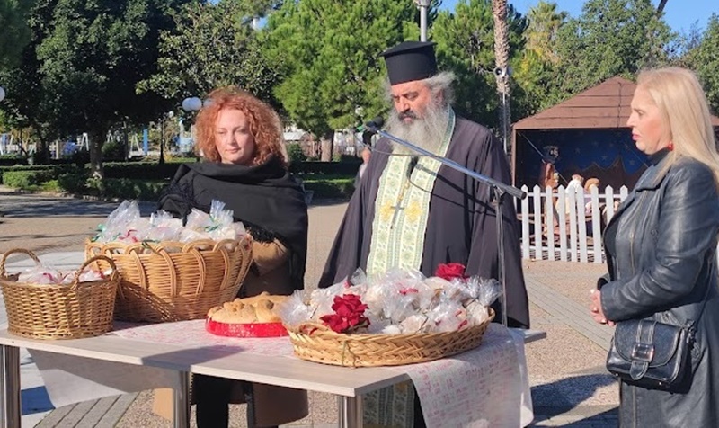 Το έθιμο της ευλογίας του Χριστόψωμου πραγματοποιήθηκες την Κυριακή στη Μεσσήνη 3