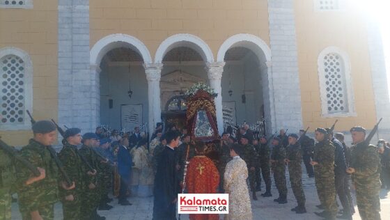 Χιλιάδες πιστοί στον εορτασμό της Υπαπαντής (φωτογραφίες) 43