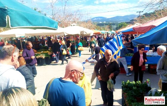 Τριήμερο 25ης Μαρτίου και δεν πέφτει καρφίτσα στην Κεντρική Αγορά Καλαμάτας