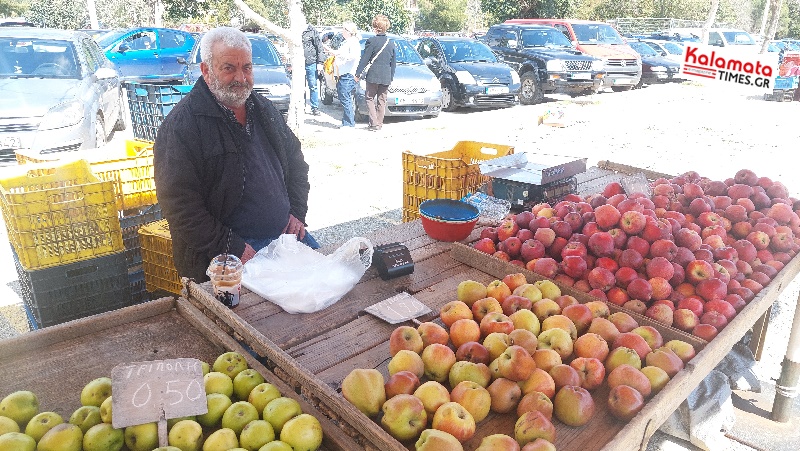 Τριήμερο 25ης Μαρτίου και δεν πέφτει καρφίτσα στην Κεντρική Αγορά Καλαμάτας 112