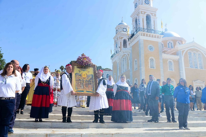 Με λαμπρότητα τιμήθηκε η εορτή των Μεσσηνίων Αγίων στην Καλαμάτα 13