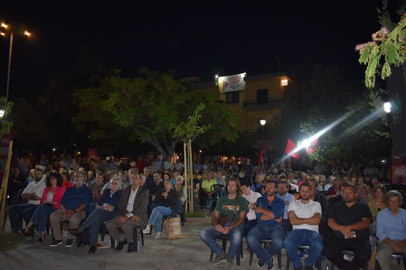 Πλήθος κόσμου στη κεντρική προεκλογική συγκέντρωση του ΚΚΕ στην Καλαμάτα 13