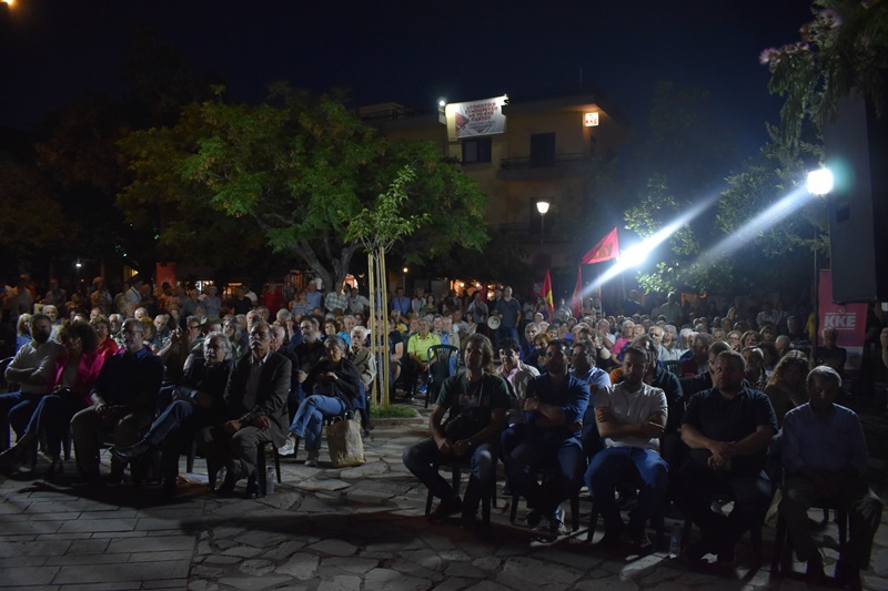 Πλήθος κόσμου στη κεντρική προεκλογική συγκέντρωση του ΚΚΕ στην Καλαμάτα 15