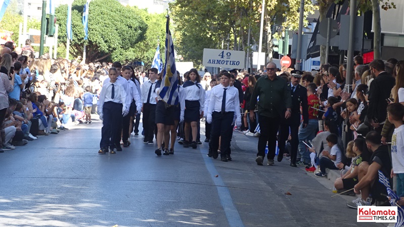 Καλαμάτα: Πλήθος κόσμου στην παρέλαση της 28ης Οκτωβρίου 31