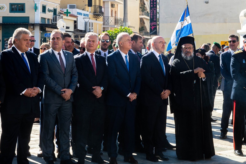 Μεσσηνίας Χρυσόστομος : "Το ΟΧΙ αποτελεί το όριο μεταξύ Ελευθερίας και υποδούλωσης" 3