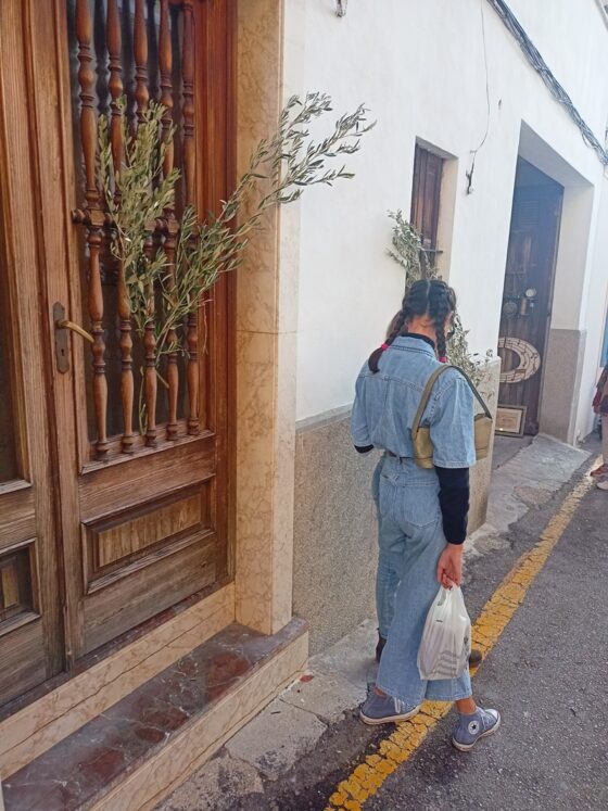 Η Καλαμάτα μπροστά στον καθρέφτη της 6