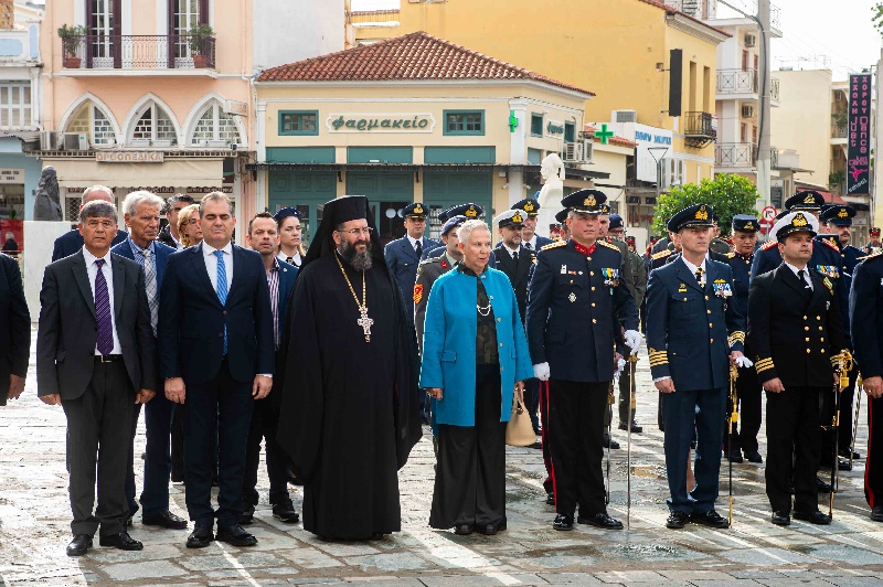 Ο εορτασμός της Ημέρας των Ενόπλων Δυνάμεων στην Καλαμάτα 10