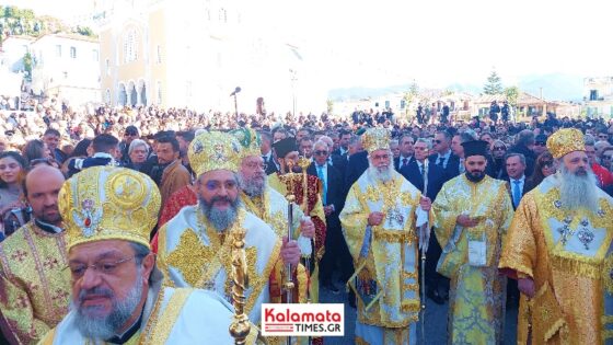 Κοσμοσυρροή για την μεγαλοπρεπή πανήγυρη της Παναγίας Υπαπαντής 24