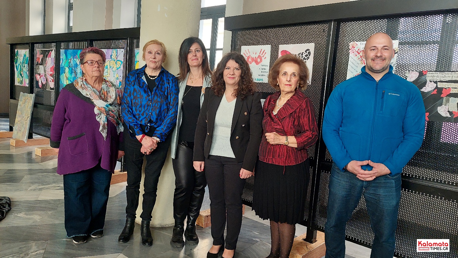 Εγκαίνια της Έκθεσης 'Vololibero' στην Καλαμάτα: Ένα Καλλιτεχνικό Μήνυμα για την Ισότητα και τον Σεβασμό 60