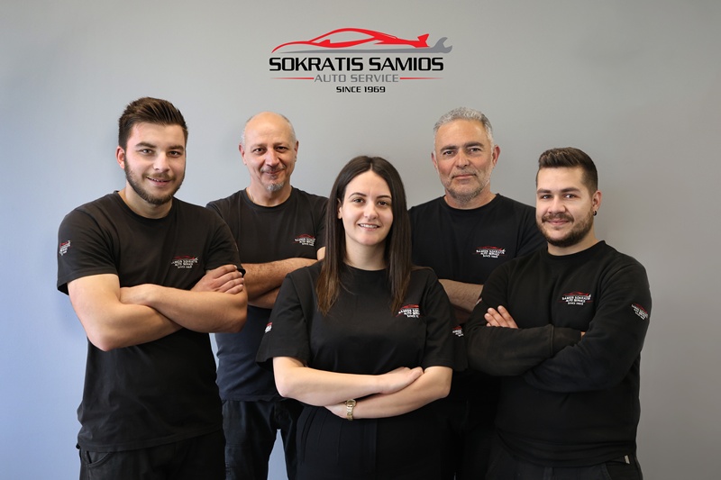 Σωκράτης Σάμιος Auto Service: Από γενιά σε γενιά, πάντα δίπλα στις ανάγκες των οχημάτων σας 4