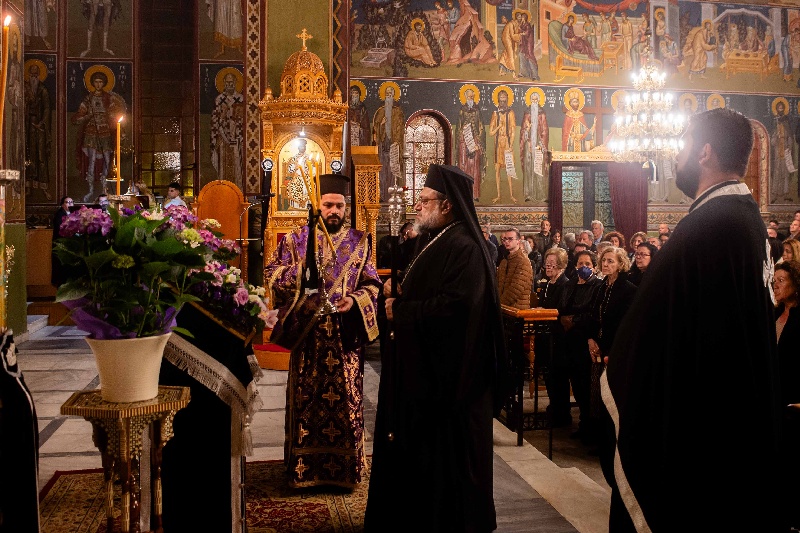 Η ακολουθία του Νυμφίου στον Ιερό Ναό των Παμμεγίστων Ταξιαρχών Καλαμάτας 9